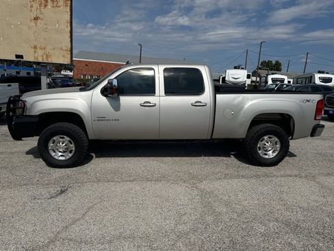 Used 2007 GMC Sierra 2500 SLT w/ Convenience Package AWD/4WD image 3