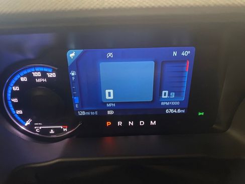 Used 2024 Ford Bronco Big Bend image 3