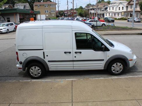 Used 2013 Ford Transit Connect XLT image 11