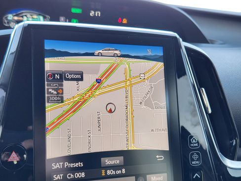 Used 2017 Toyota Prius Prime Advanced image 23