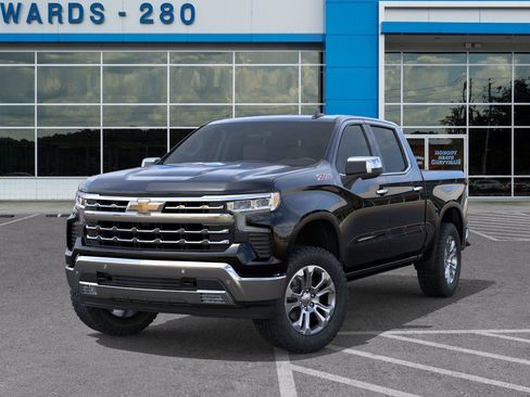 New 2026 Chevrolet Silverado 1500 LTZ w/ LTZ Premium Package AWD/4WD image 6