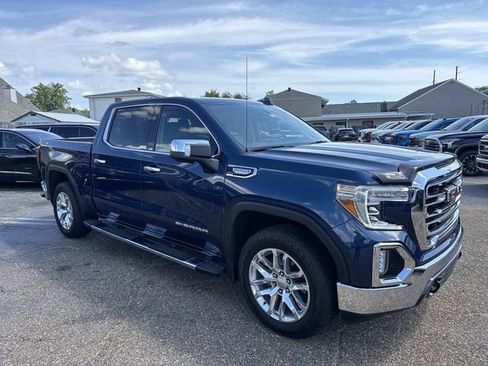 Used 2022 GMC Sierra 1500 SLT image 4