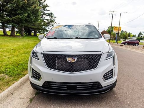 Used 2020 Cadillac XT5 Sportv w/ Platinum Package AWD/4WD image 2