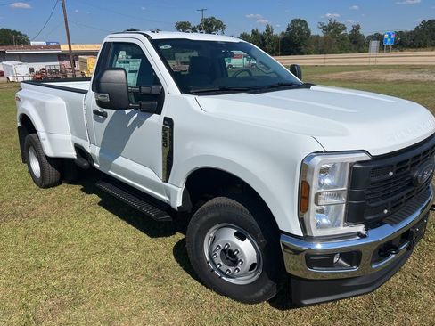 New 2026 Ford F350 XL w/ FX4 Off-Road Package image 7