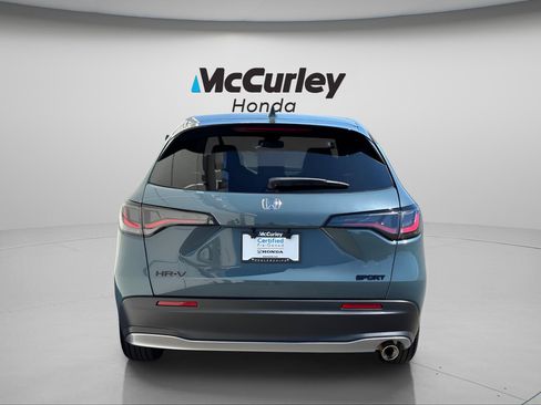 Certified 2027 Honda HR-V Sport image 4