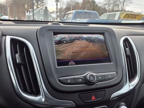 Used 2021 Chevrolet Equinox LT image 10