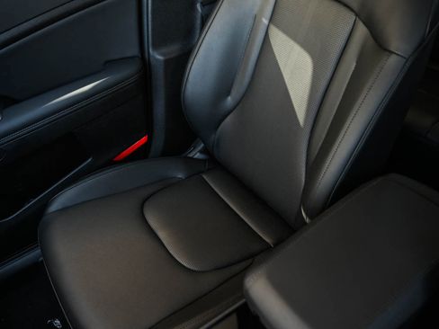 New 2026 Kia Sportage EX w/ EX Panorama Roof Package image 26