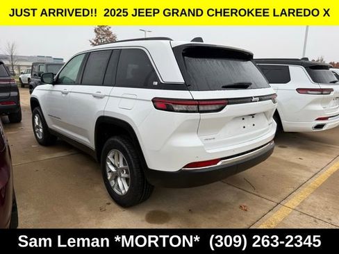 New 2025 Jeep Grand Cherokee Laredo X image 13