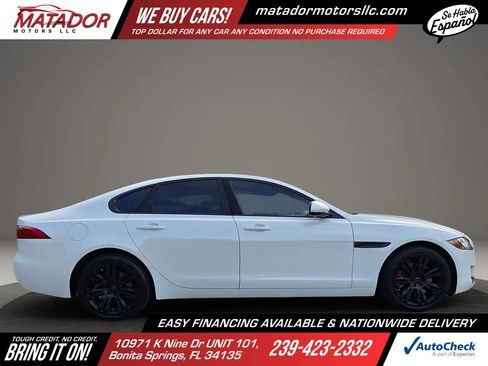 Used 2017 Jaguar XF Premium RWD image 4