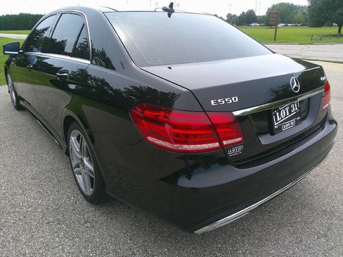 Used 2014 Mercedes-Benz E 550 4MATIC Sedan w/ Premium 1 Package image 3