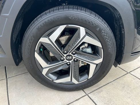 Certified 2023 Hyundai Tucson Limited FWD image 5