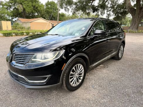 Used 2016 Lincoln MKX Select w/ Select Plus Package AWD/4WD image 1