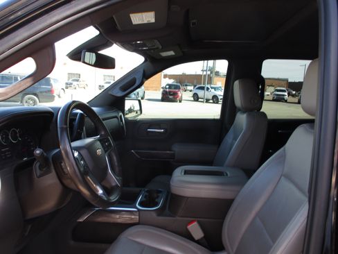 Used 2020 Chevrolet Silverado 1500 LTZ w/ LTZ Premium Package image 12