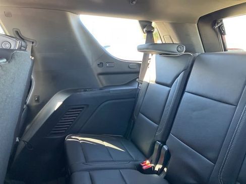 Used 2022 Chevrolet Tahoe Premier RWD image 19