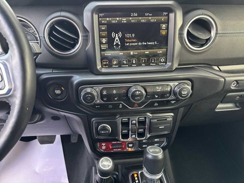 Used 2022 Jeep Wrangler Unlimited Rubicon 4xe w/ Cold Weather Group image 29