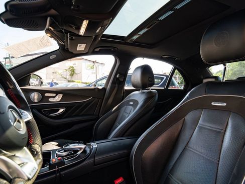 Used 2018 Mercedes-Benz E 63 AMG S image 33