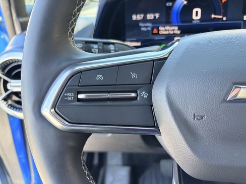 Used 2024 Chevrolet Equinox EV LT FWD image 21