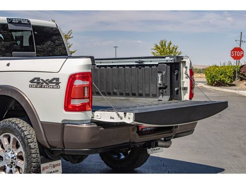 Used 2019 RAM 2500 Limited AWD/4WD image 10