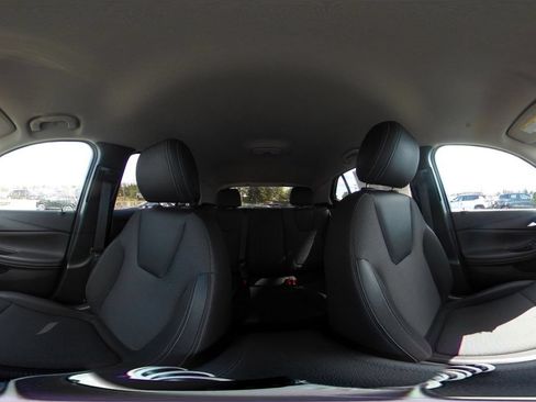 Used 2025 Buick Encore GX Preferred FWD image 43
