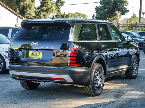 New 2026 Hyundai Palisade SE image 4