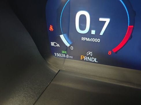 Used 2025 Ford Explorer Active image 21