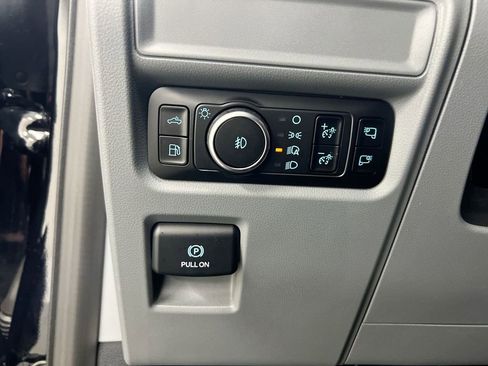 Used 2025 Ford F150 XLT w/ Equipment Group 301A Standard image 18