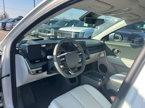 New 2026 Hyundai Ioniq 5 Limited image 9