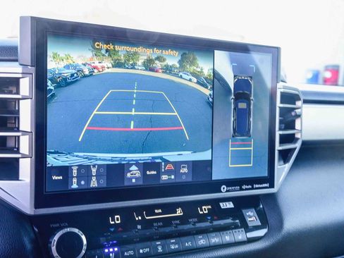 Certified 2023 Toyota Sequoia Limited image 30