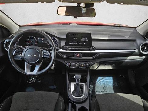 Used 2024 Kia Forte LXS FWD image 17