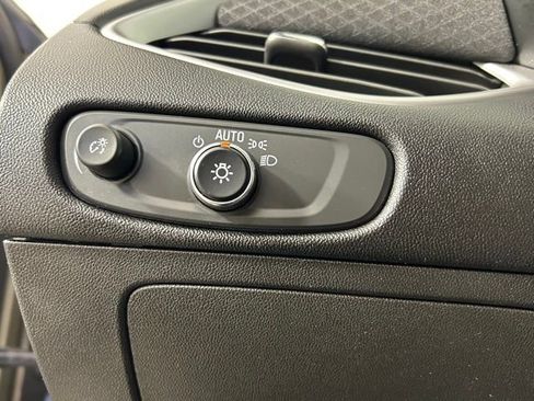 Used 2022 Chevrolet Malibu LS w/ Driver Confidence Package II image 17