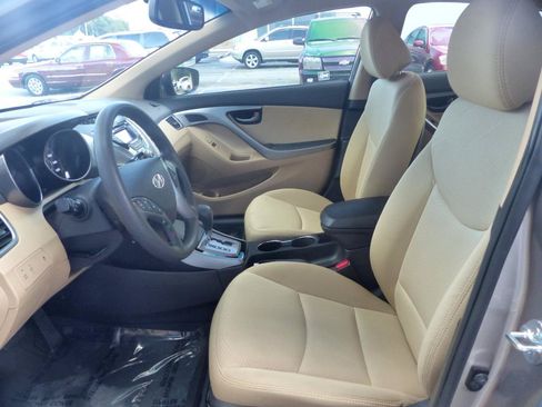 Used 2013 Hyundai Elantra GLS w/ Preferred Pkg FWD image 17