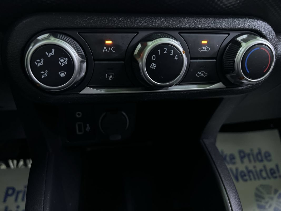 Used 2020 Nissan Kicks S FWD image 22