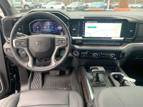 Certified 2025 Chevrolet Silverado 1500 RST image 20