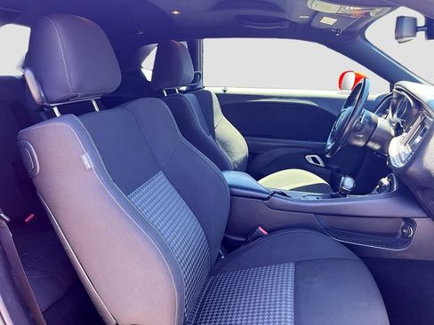Used 2021 Dodge Challenger GT RWD image 25
