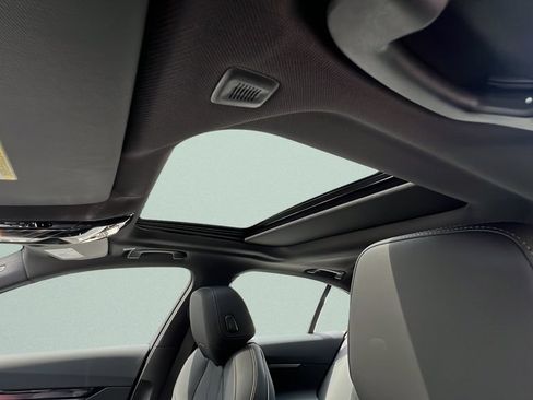 New 2027 BMW 530i w/ Premium Package RWD image 16