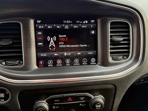 Used 2017 Dodge Charger SXT w/ AWD Plus Group image 20