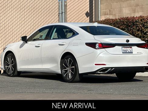 Certified 2024 Lexus ES 350 350 w/ Premium Package image 6