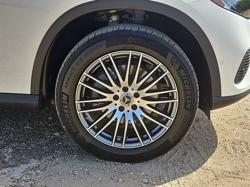 Certified 2026 Mercedes-Benz GLC 300 image 22