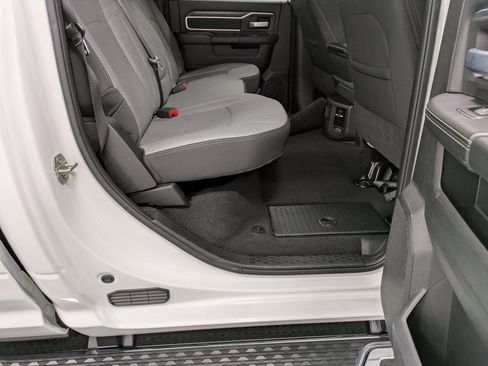 Used 2024 RAM 2500 Big Horn w/ Bed Utility Group image 26