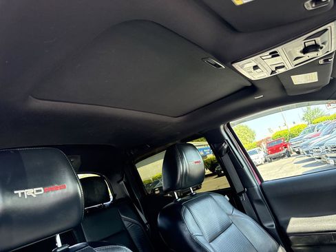 Used 2021 Toyota Tacoma TRD Pro AWD/4WD image 21
