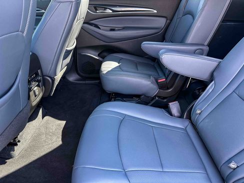 Used 2023 Buick Enclave Essence w/ Sport Touring Edition FWD image 18