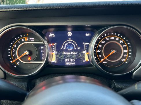 Used 2021 Jeep Wrangler Unlimited Sport image 24