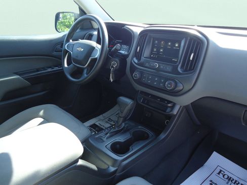 Used 2019 Chevrolet Colorado W/T w/ WT Convenience Package AWD/4WD image 25