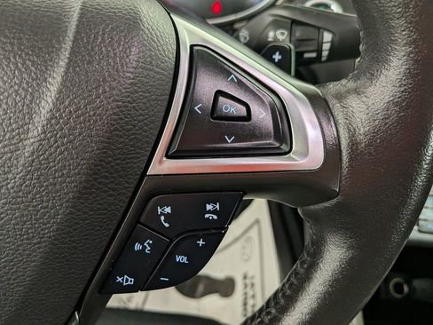 Used 2016 Ford Fusion SE w/ Equipment Group 202A image 22