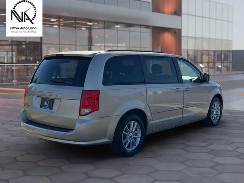 Used 2013 Dodge Grand Caravan SXT w/ Entertainment Group 1 FWD image 8