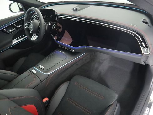 New 2026 Mercedes-Benz E 53 AMG e 4MATIC Sedan image 19