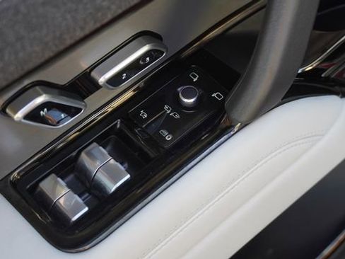 Used 2023 Land Rover Range Rover Sport SE AWD/4WD image 22
