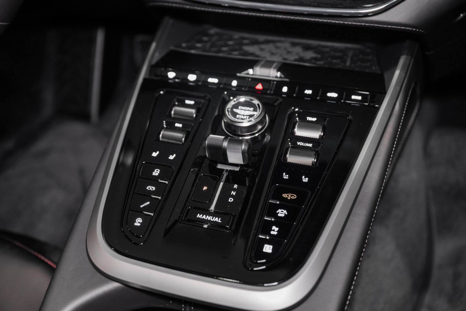 New 2026 Aston Martin DBX 707 AWD/4WD image 32