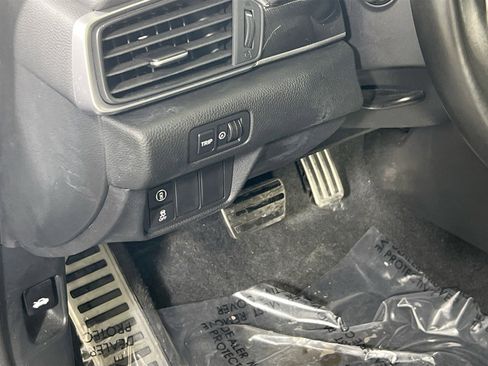 Used 2022 Honda Accord Sport Special Edition image 10