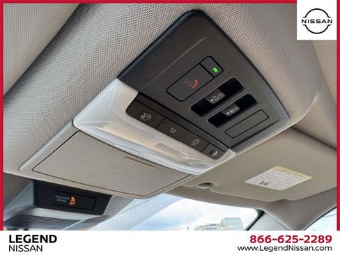 Certified 2021 Nissan Rogue Platinum image 30